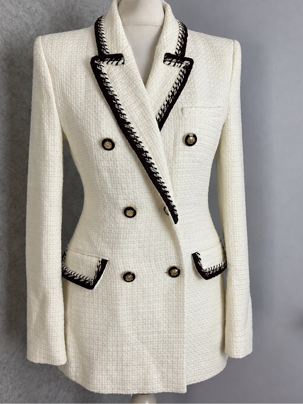 Zara Ivory Tweed Double-Breasted Blazer – Size 2